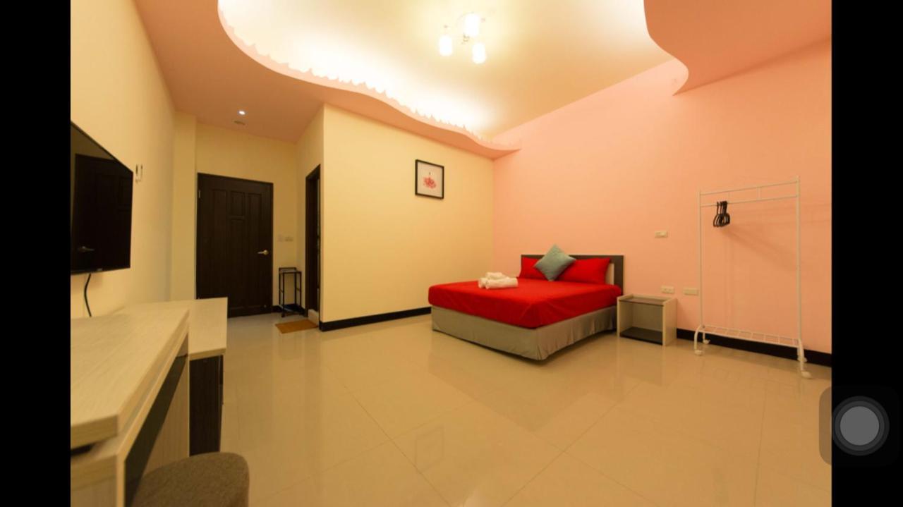 Kenting Orange Homestay Старе місто Хенчун Екстер'єр фото