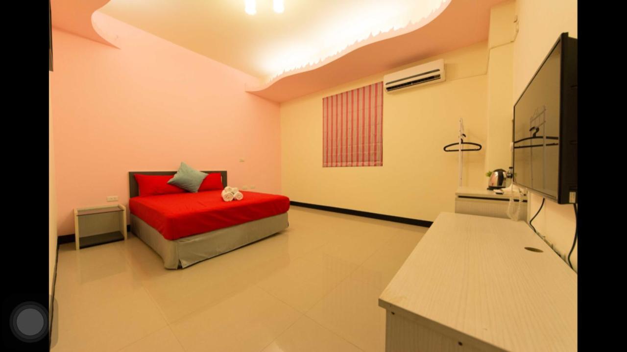 Kenting Orange Homestay Старе місто Хенчун Екстер'єр фото