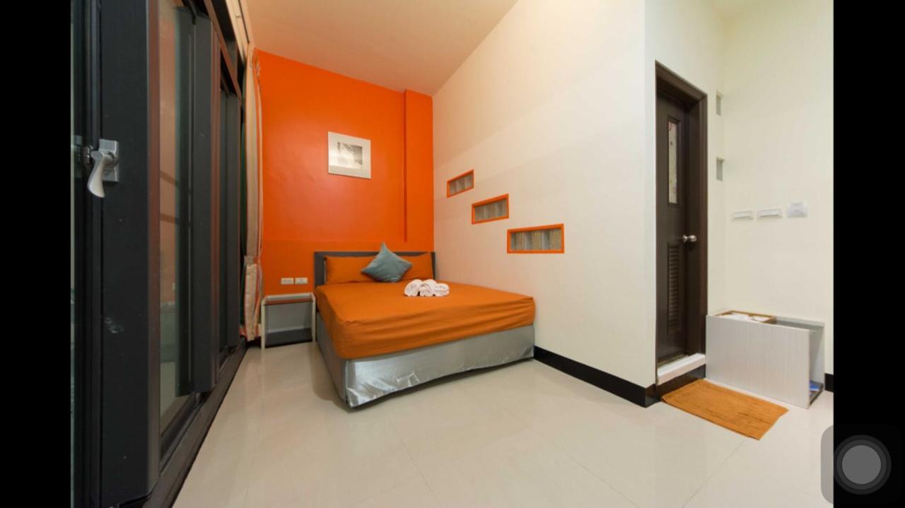 Kenting Orange Homestay Старе місто Хенчун Екстер'єр фото