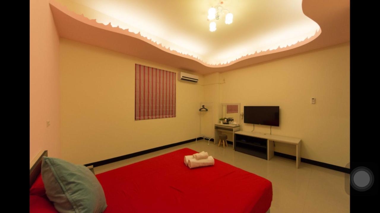 Kenting Orange Homestay Старе місто Хенчун Екстер'єр фото