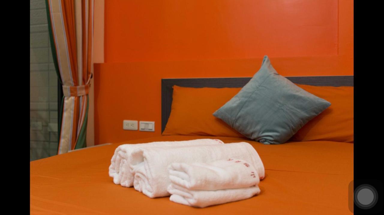 Kenting Orange Homestay Старе місто Хенчун Екстер'єр фото
